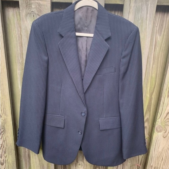 Amesbury Men’s Pin Stripe Jacket - Picture 10 of 10